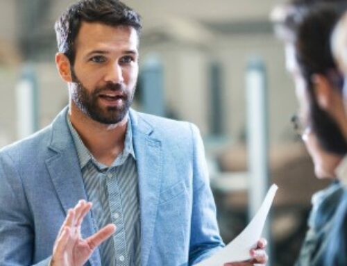 Quand un directeur commercial peut-il être considéré comme un dirigeant de fait ?