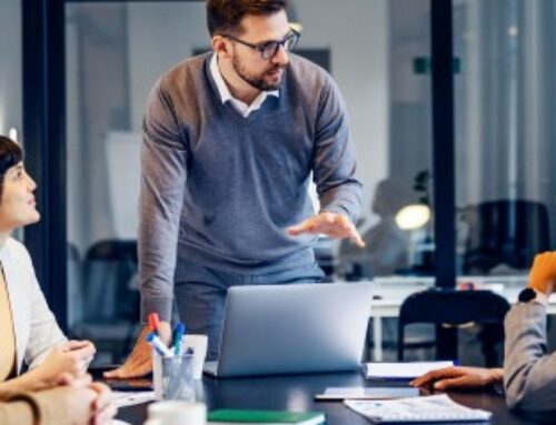 Quand un associé est considéré comme un dirigeant de fait